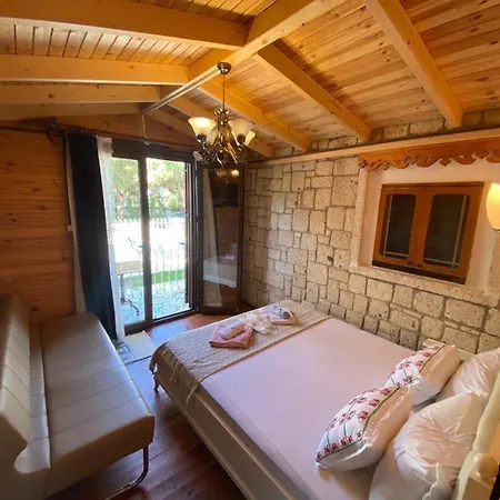 Guest house Aral Turkuaz Cesme